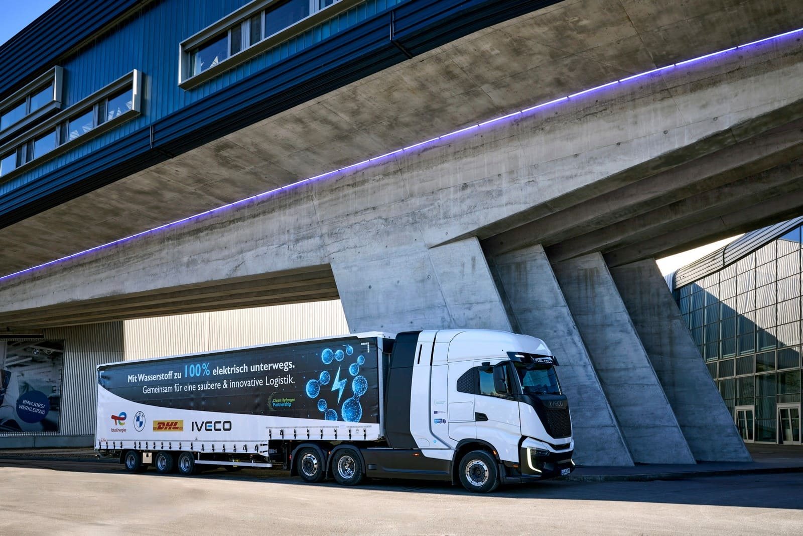 MARCO NA LOGÍSTICA DE TRANSPORTE DO BMW GROUP: EM ALTA VELOCIDADE COM OS PRIMEIROS CAMINHÕES MOVIDOS A HIDROGÊNIO, foto 22