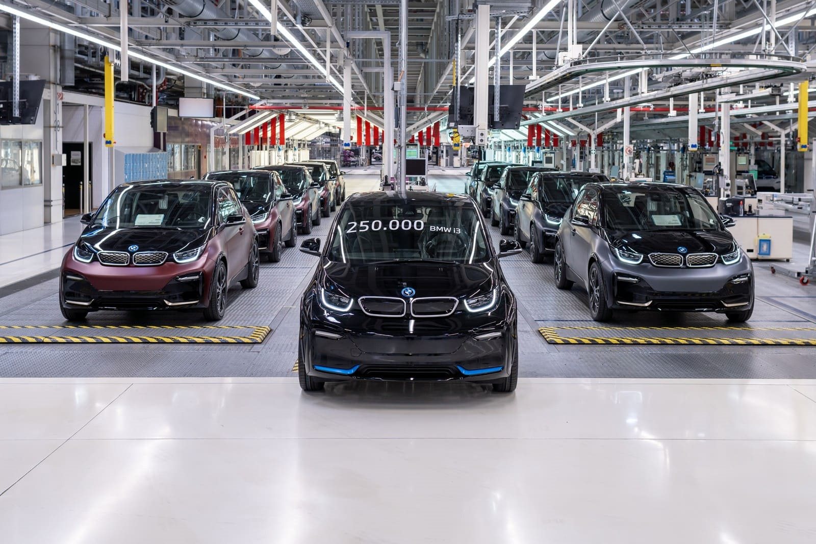 ANIVERSÁRIO: 20 ANOS DE PRODUÇÃO EM SÉRIE NA FÁBRICA DO BMW GROUP EM LEIPZIG, foto 27
