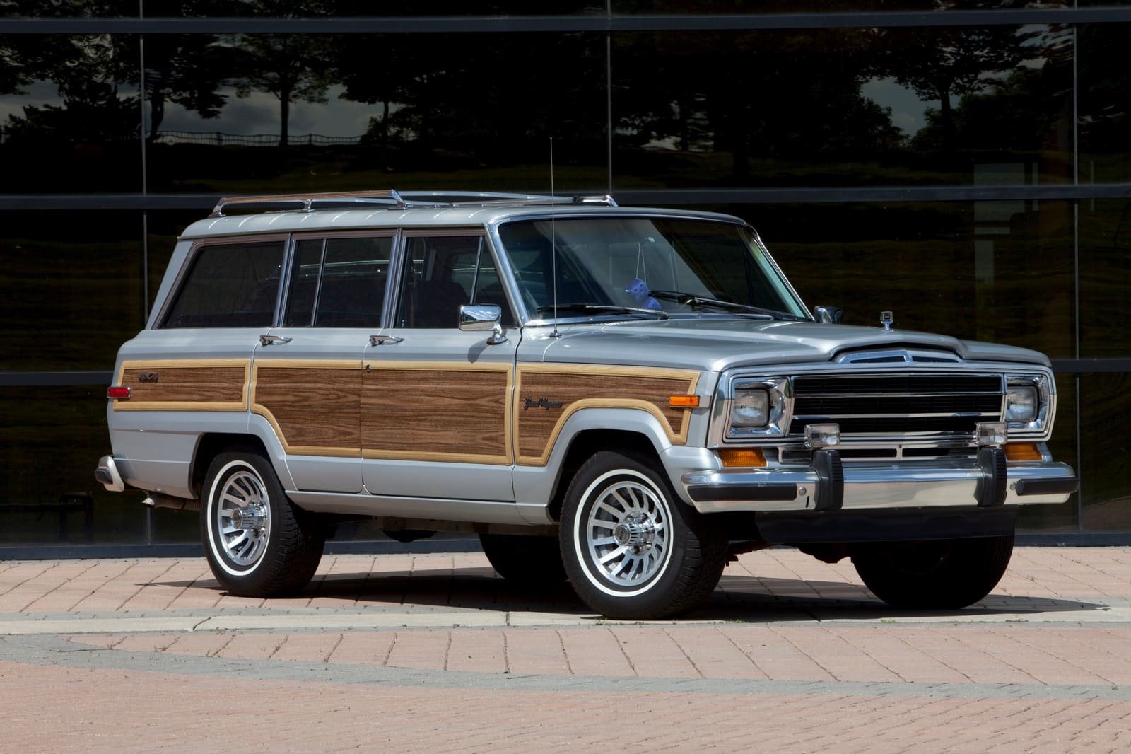 JEEP CELEBRA 80 ANOS COMO MARCA DE AUTOMÓVEIS DE USO CIVIL, foto 9