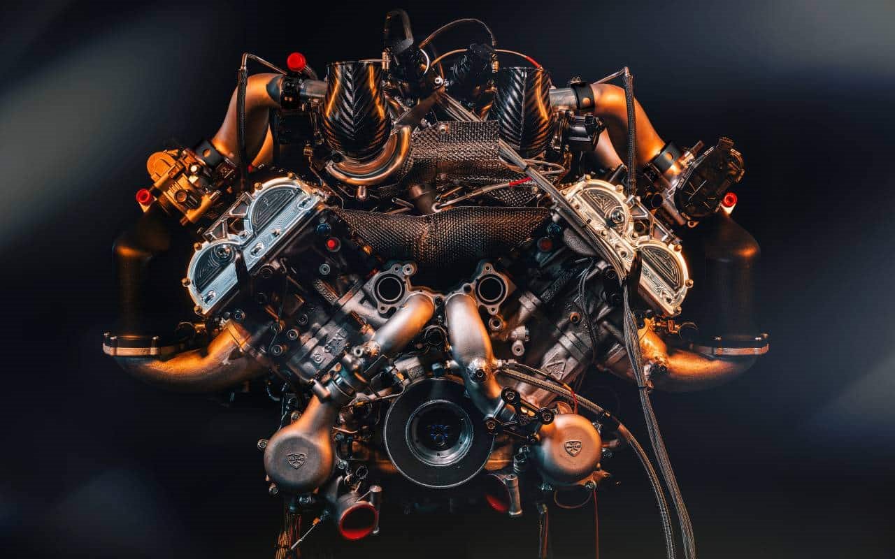 ZENVO DESENVOLVE UM NOVO MOTOR V12 COM 1.250 CV, foto 2