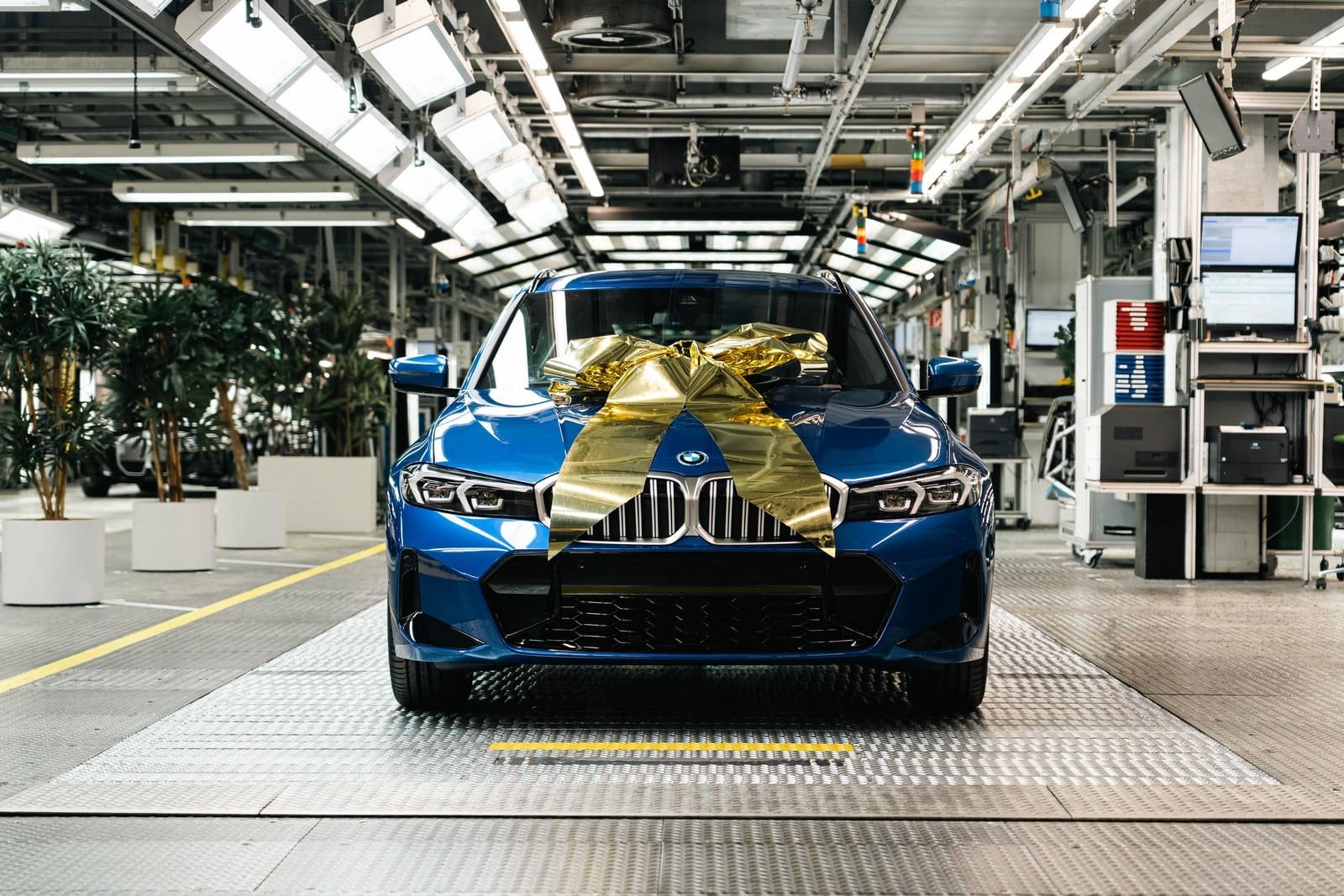 TRÊS MILHÕES DE VEÍCULOS ELETRIFICADOS: PLANTA DA BMW EM MUNICH CELEBRA PRODUÇÃO DE MARCO HISTÓRICO, foto 3