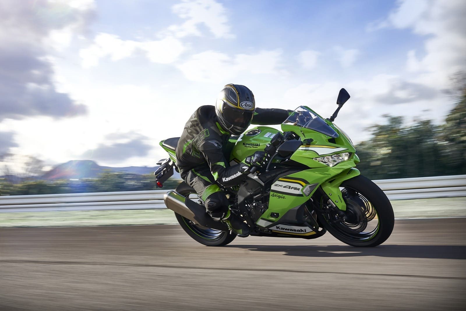 KAWASAKI APRESENTA A NOVA NINJA ZX-4RR NO BRASIL: PERFORMANCE EXTREMA EM UM MOTOR DE 4 CILINDROS E 400 CC, foto 9