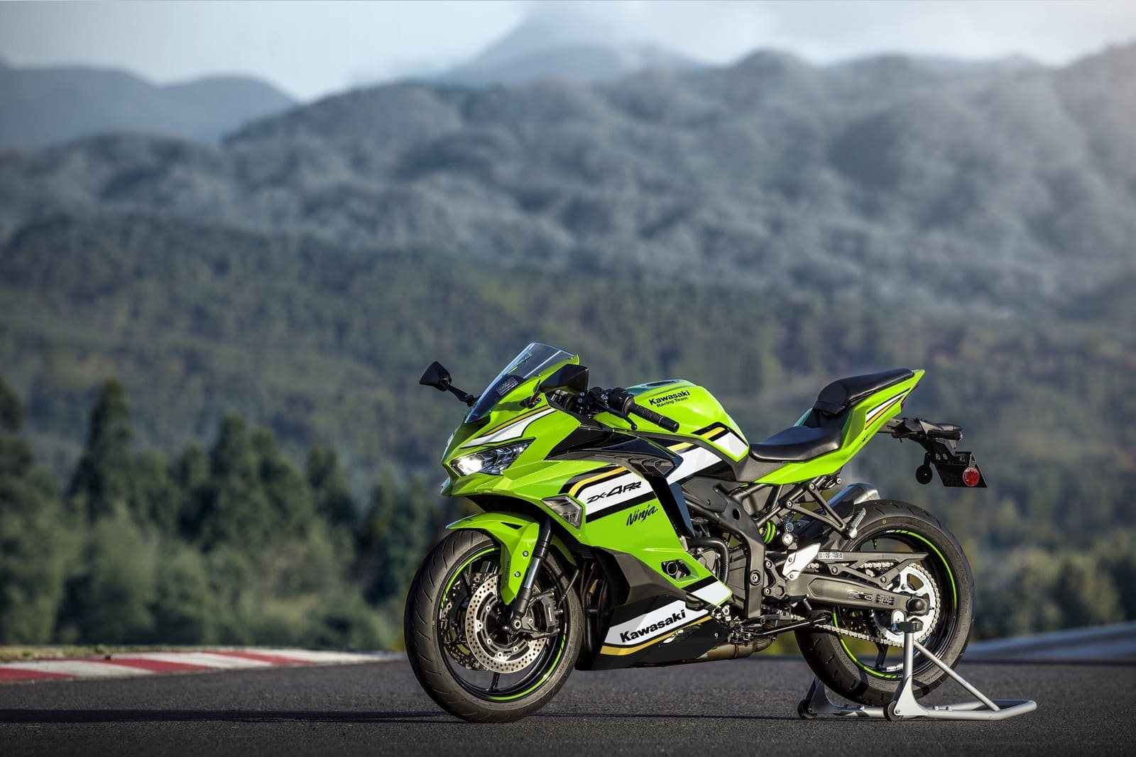KAWASAKI APRESENTA A NOVA NINJA ZX-4RR NO BRASIL: PERFORMANCE EXTREMA EM UM MOTOR DE 4 CILINDROS E 400 CC, foto 11