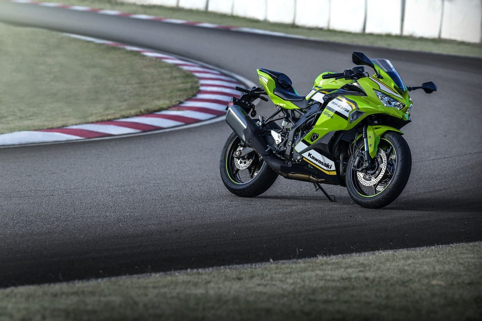 KAWASAKI APRESENTA A NOVA NINJA ZX-4RR NO BRASIL: PERFORMANCE EXTREMA EM UM MOTOR DE 4 CILINDROS E 400 CC, foto 12