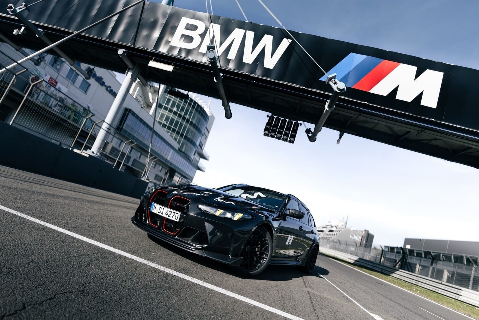BMW M3 CS TOURING É A PERUA MAIS RÁPIDA NO NÜRBURGRING NORDSCHLEIFE COM UM TEMPO DE 7:29 MINUTOS, foto 9