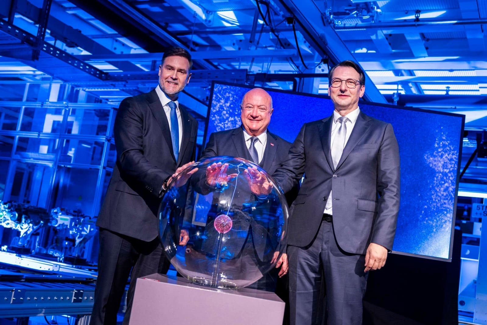 STEYR ENTRA NA ERA ELÉTRICA: BMW GROUP INICIA PRODUÇÃO EM SÉRIE DE MOTORES ELÉTRICOS PARA NEUE KLASSE, foto 15