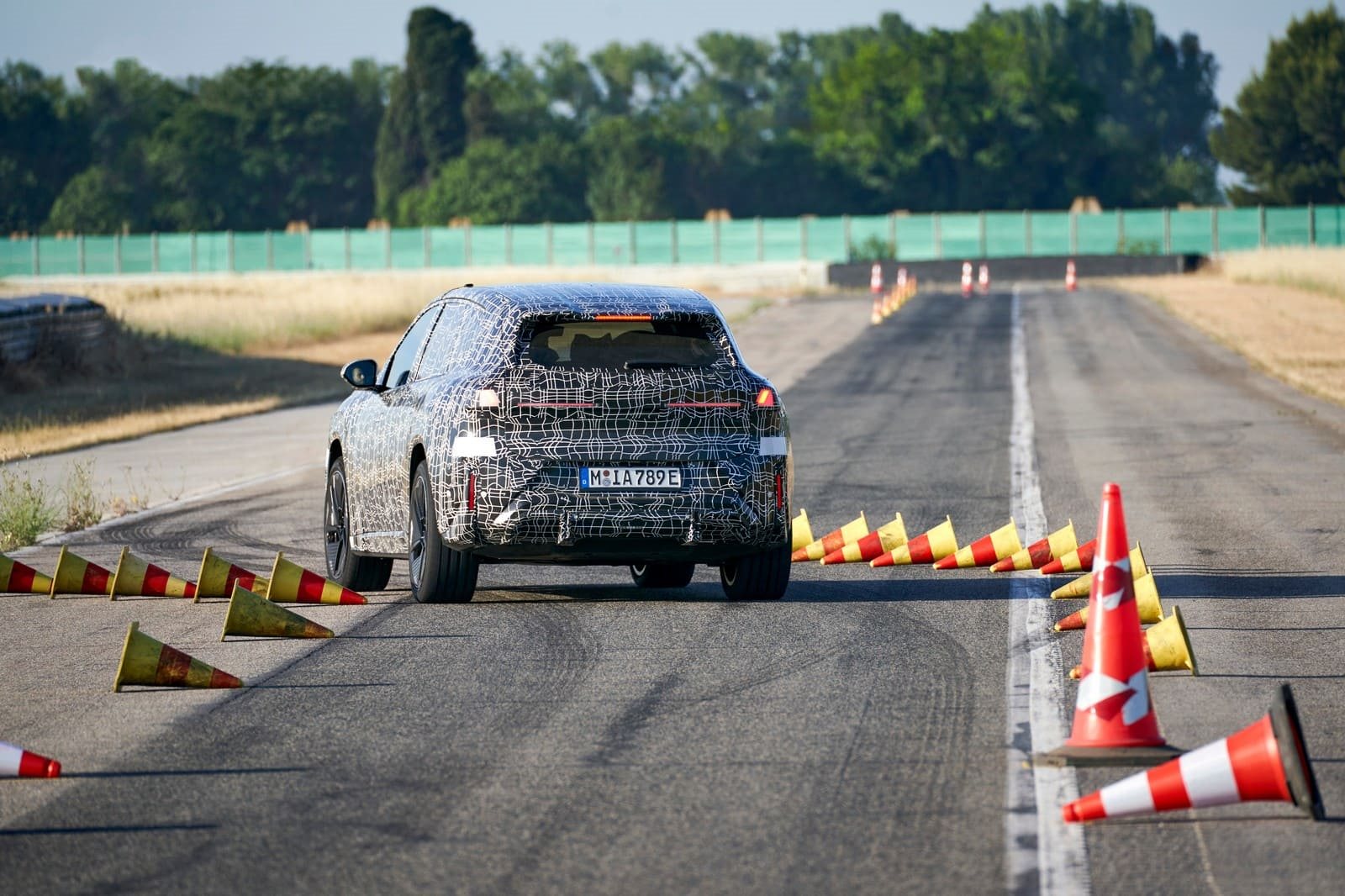 O NOVO BMW iX3 SUBMETIDO AOS ÚLTIMOS TESTES DINÂMICOS DE CONDUÇÃO, foto 30