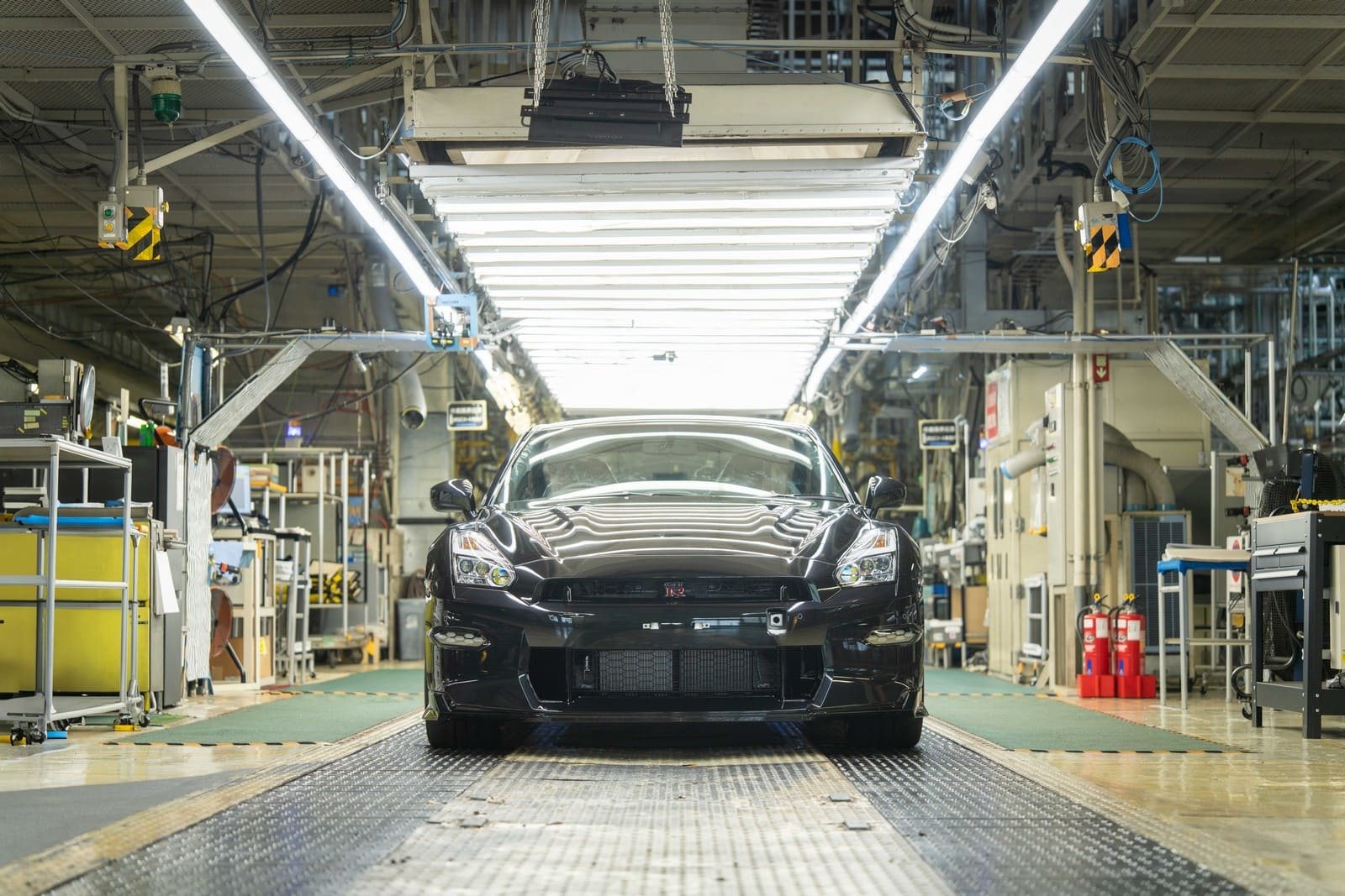 ADEUS AO NISSAN R35 GT-R: O ‘GODZILLA’ SE DESPEDE PARA SEMPRE, foto 5