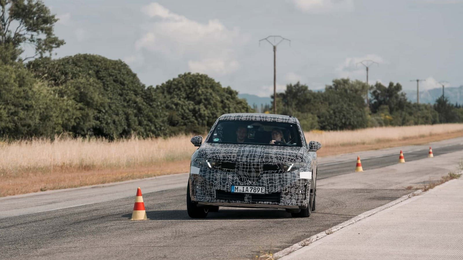 NOVO BMW iX3: ASSIM SERÁ A SUA FRENTE, foto 6