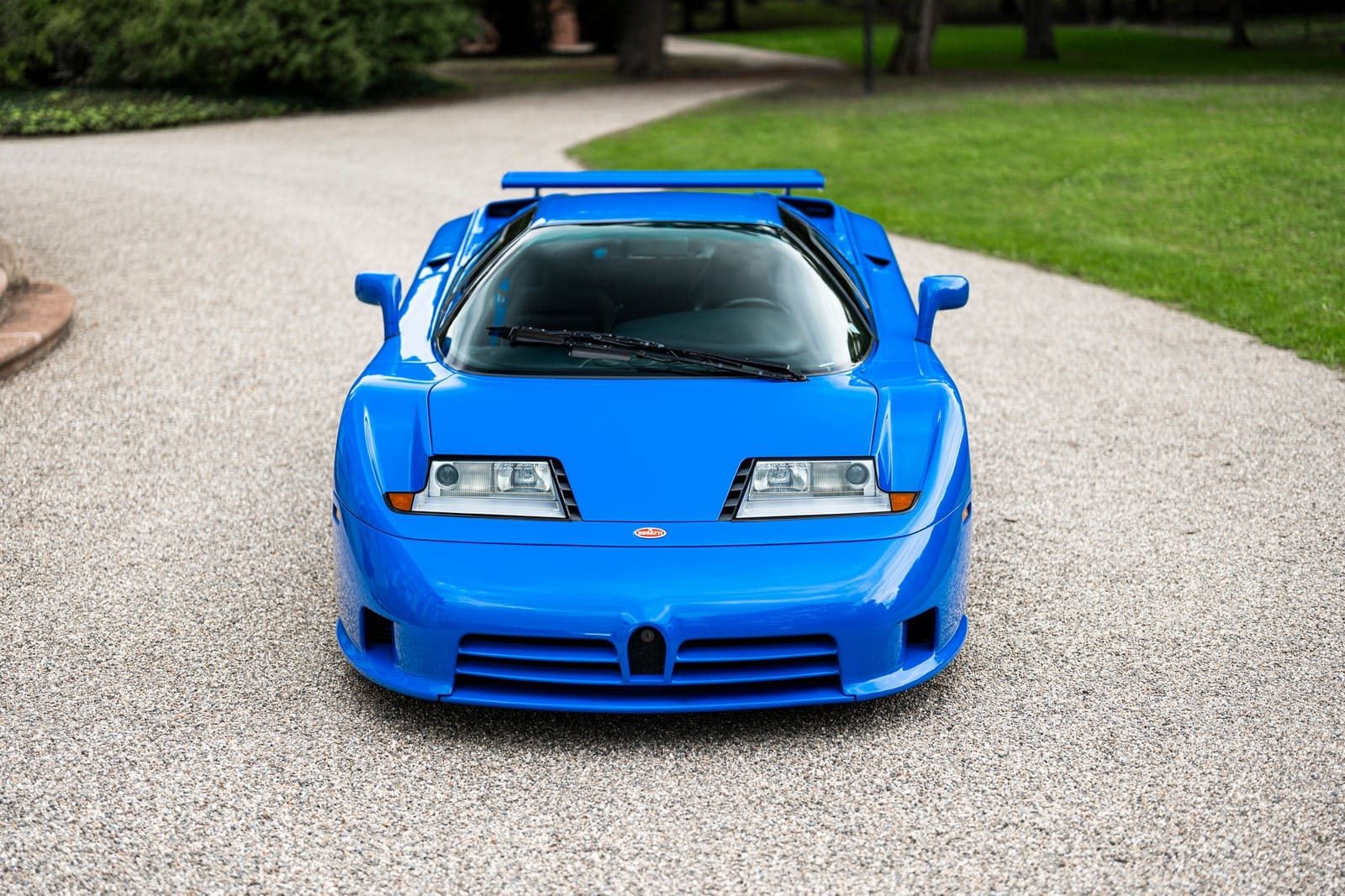 ORGULHO DA PERFEIÇÃO: DESCOBRINDO A HISTÓRIA DO PRIMEIRO BUGATTI EB-110 AMERICA OFICIALMENTE CERTIFICADO E EXCLUSIVAMENTE AUTÊNTICO, foto 10