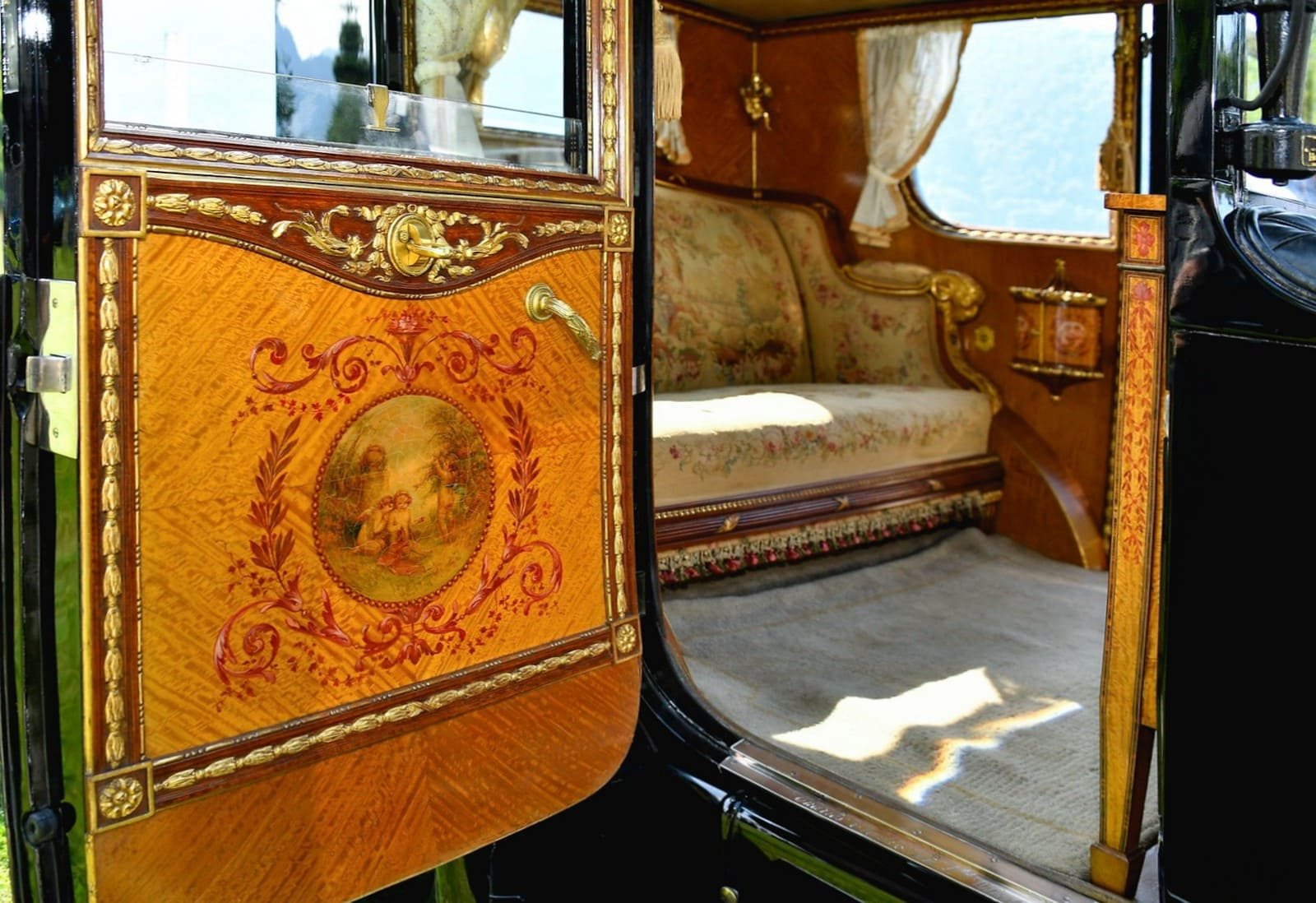 ROLLS-ROYCE COMEMORA 100 ANOS DO PHANTOM NO GOODWOOD REVIVAL 2025, foto 2