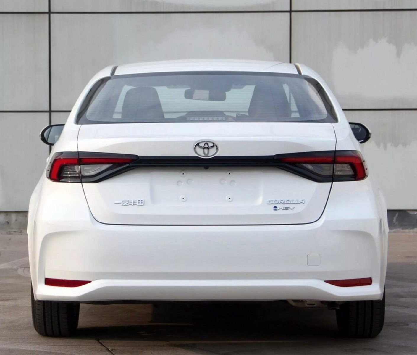 TOYOTA APRESENTA UM RESTYLING DO COROLLA NA CHINA, foto 2