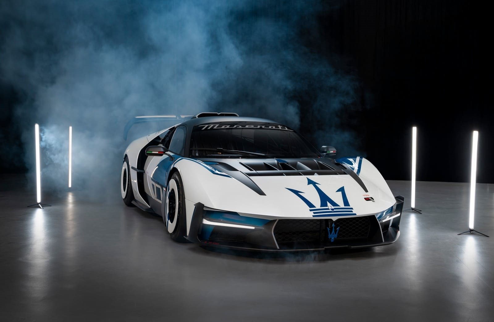 MASERATI ENTREGA UM MCXTREMA QUE SE TORNARÁ PARTE DE UMA DAS COLEÇÕES DE CARROS MAIS PRESTIGIADAS DO MUNDO, foto 1