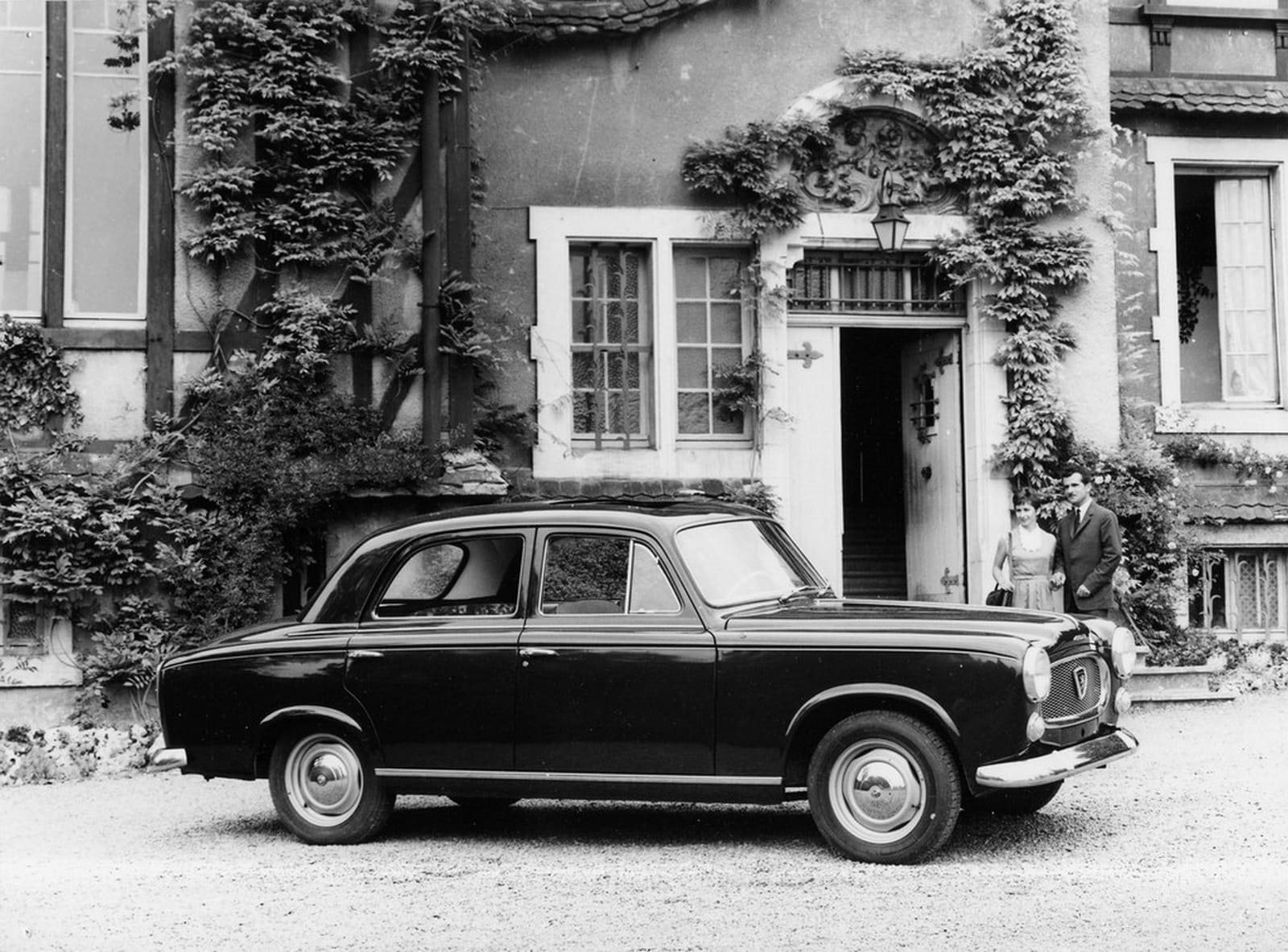O PEUGEOT 403 COMPLETA 70 ANOS, foto 1
