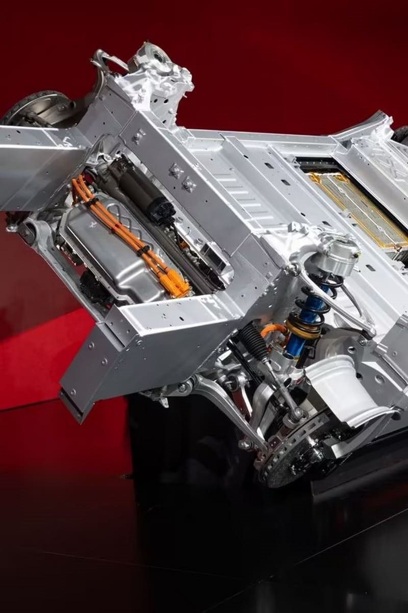 FERRARI ELÉTTRICA: O RUGIDO SILENCIOSO DO CAVALLINO RAMPANTE CHEGA EM 2026 COM MAIS DE 1.000 CV, foto 8