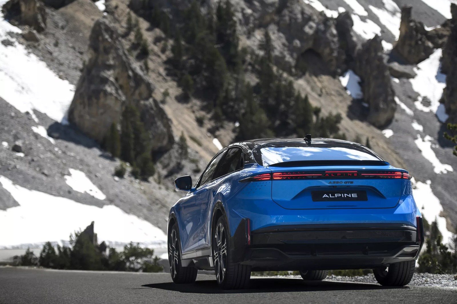 ALPINE A390: VETORIZAÇÃO ATIVA DE TORQUE TRAZ AGILIDADE ELETRÔNICA DE ALTO NÍVEL, foto 2