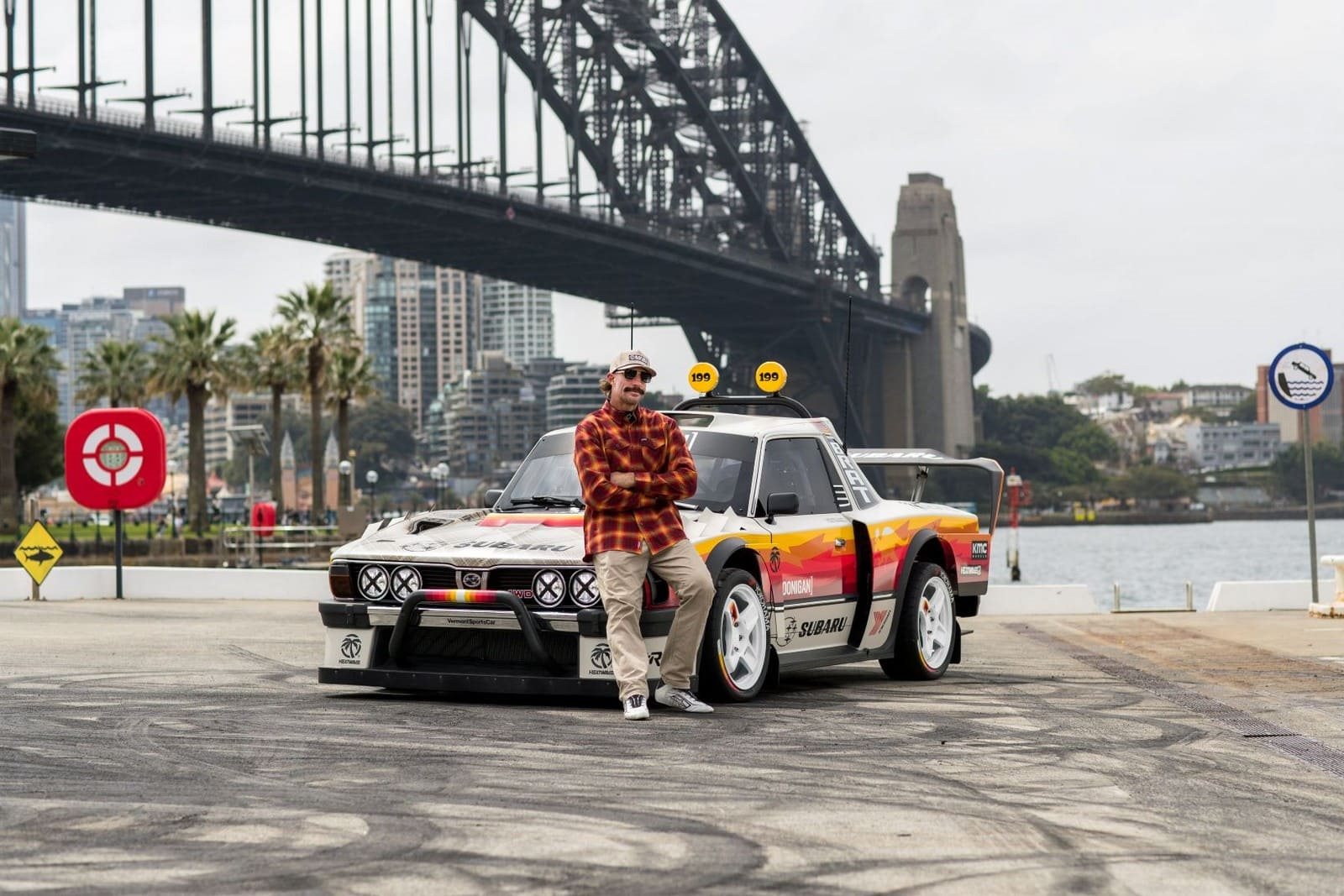 O RETORNO DA LENDA: HOONIGAN E SUBARU RESSUSCITAM A FRANQUIA GYMKHANA COM O NOVO SUBARU BRATAROO 9500 TURBO, foto 2