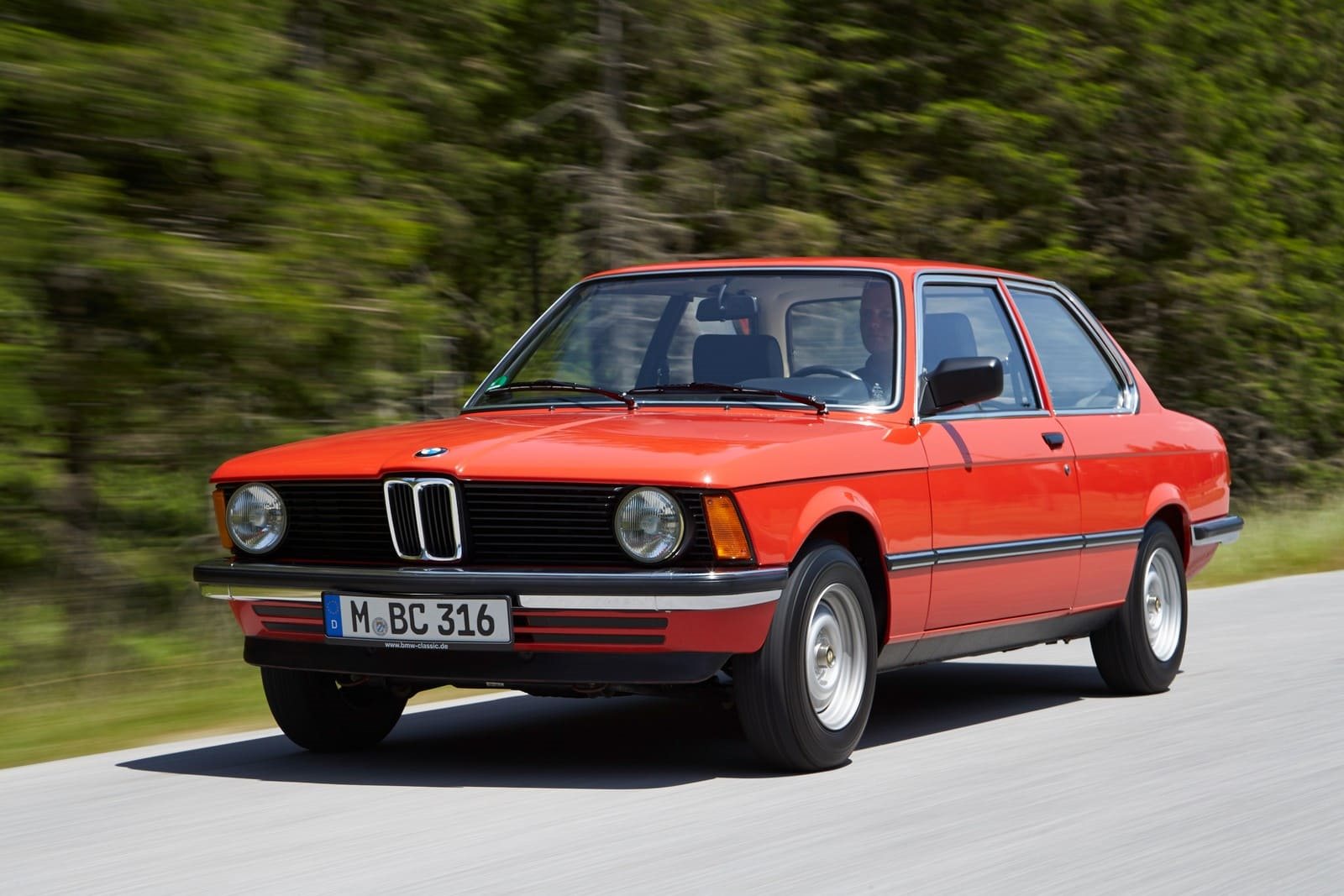 50 ANOS DO BMW SÉRIE 3, O SEDAN ESPORTIVO QUE DEFINIU SEU SEGMENTO, foto 42