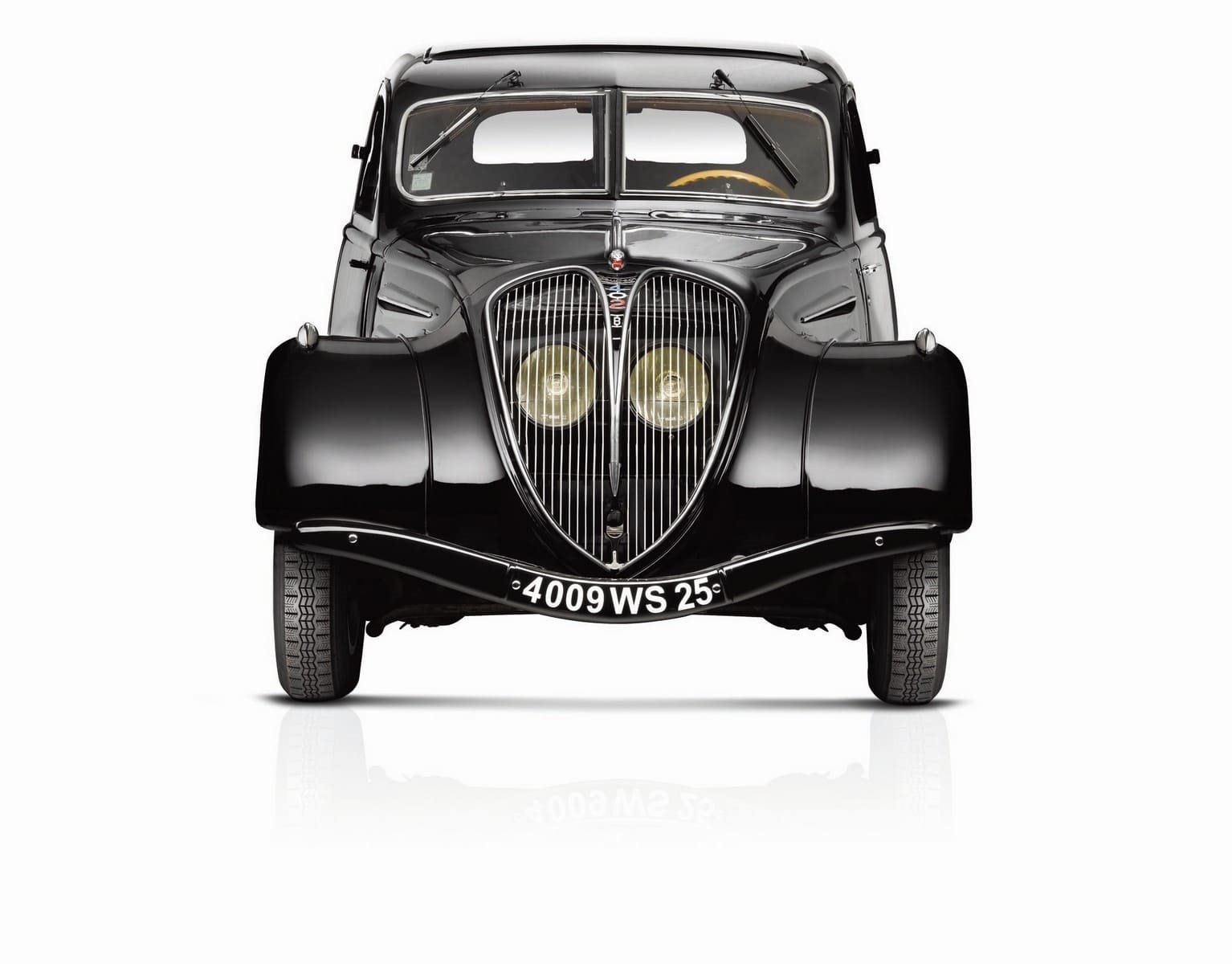 ELEGÂNCIA E INOVAÇÃO: O PEUGEOT 402 COMPLETA 90 ANOS, foto 5
