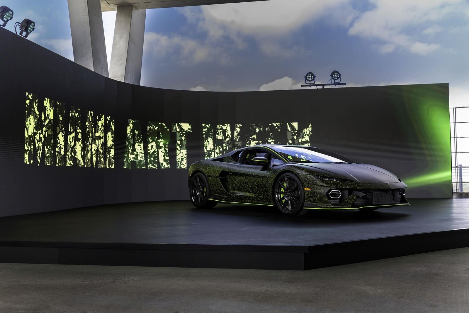 AUTOMOBILI LAMBORGHINI TROUXE A ARTE ITALIANA PARA MIAMI BEACH COM UM TEMERARIO DE DESIGN EXCLUSIVO DURANTE A ART BASEL MIAMI 2025, foto 19