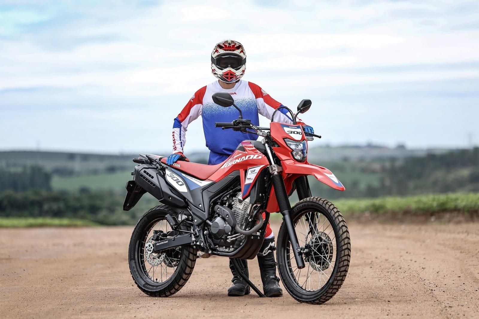 HONDA XR300L TORNADO GANHA UMA VERSÃO SPECIAL EDITION, foto 3