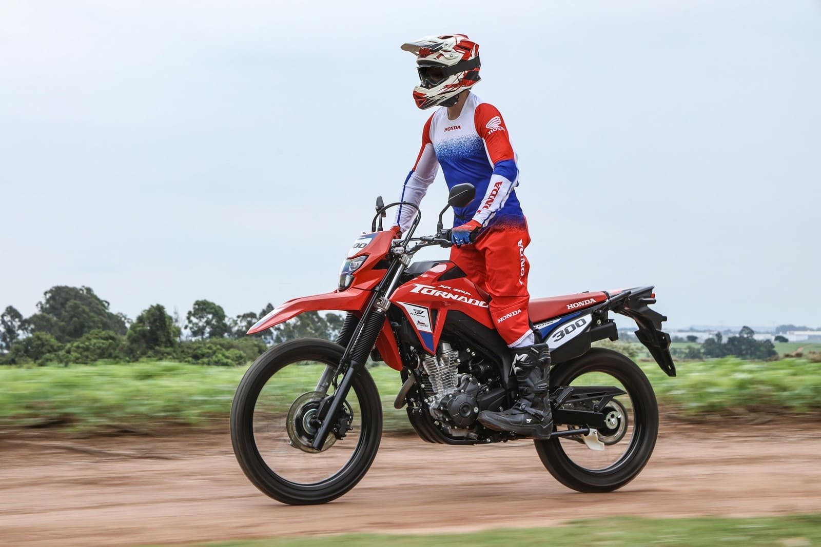 HONDA XR300L TORNADO GANHA UMA VERSÃO SPECIAL EDITION, foto 15