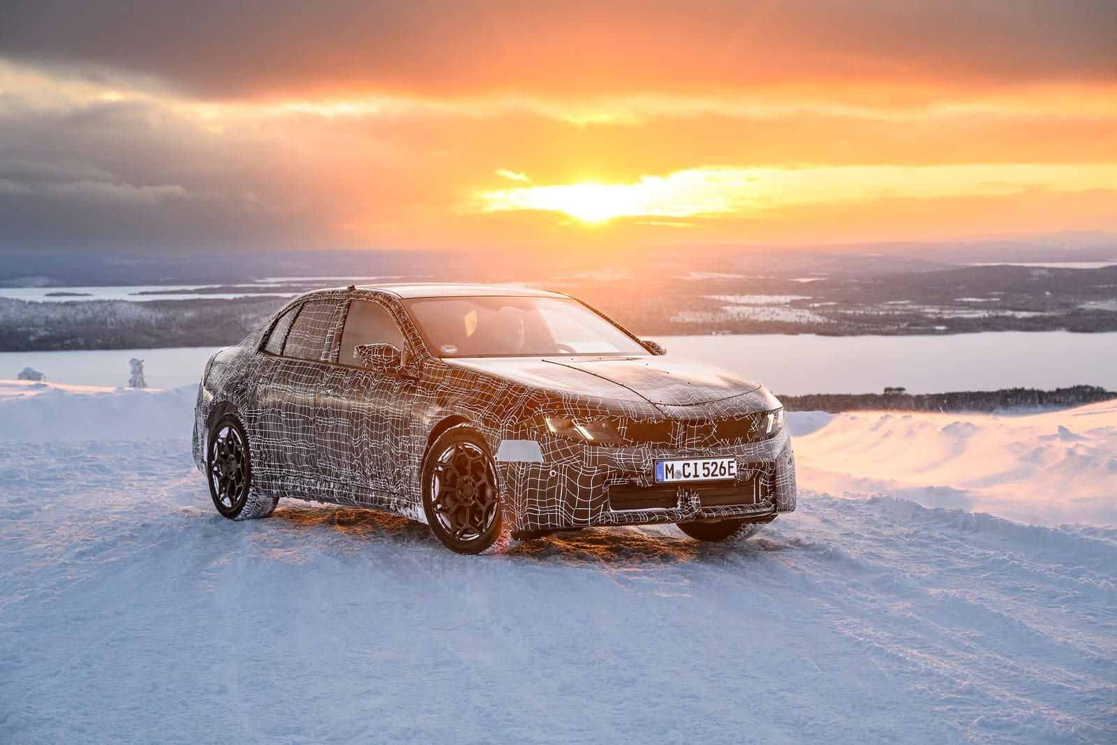 ‘HEART OF JOY’: NOVO BMW i3 PASSA POR AJUSTES FINAIS EM ARJEPLOG, foto 2