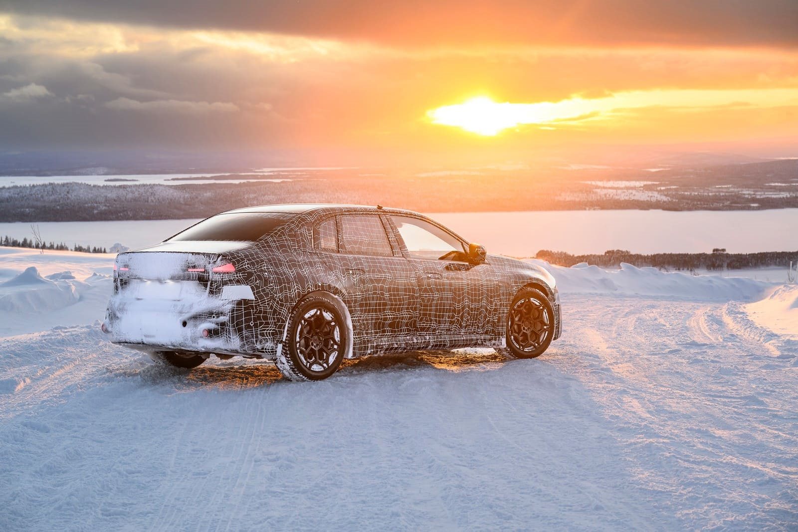 ‘HEART OF JOY’: NOVO BMW i3 PASSA POR AJUSTES FINAIS EM ARJEPLOG, foto 5
