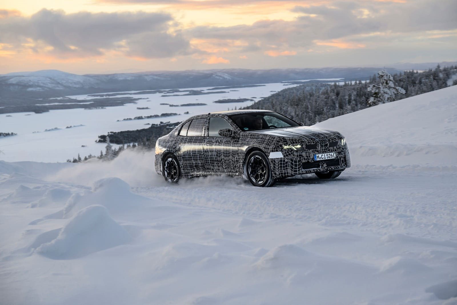 ‘HEART OF JOY’: NOVO BMW i3 PASSA POR AJUSTES FINAIS EM ARJEPLOG, foto 10