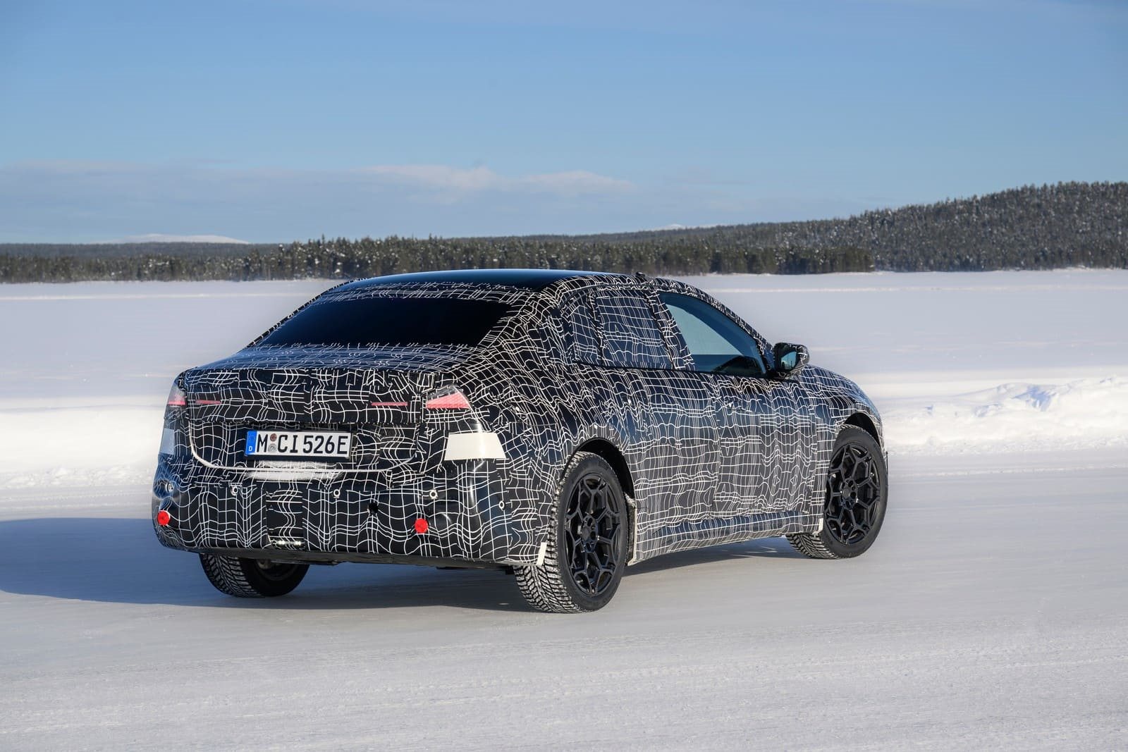 ‘HEART OF JOY’: NOVO BMW i3 PASSA POR AJUSTES FINAIS EM ARJEPLOG, foto 13