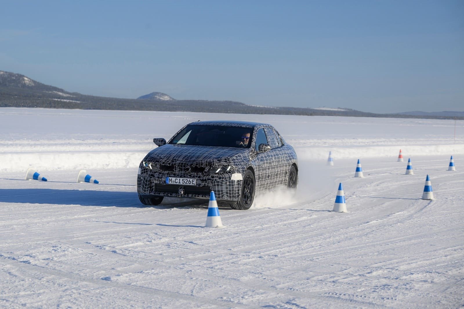 ‘HEART OF JOY’: NOVO BMW i3 PASSA POR AJUSTES FINAIS EM ARJEPLOG, foto 35