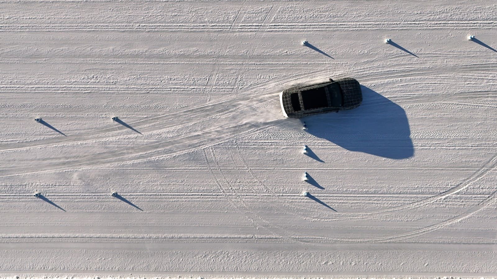 ‘HEART OF JOY’: NOVO BMW i3 PASSA POR AJUSTES FINAIS EM ARJEPLOG, foto 38