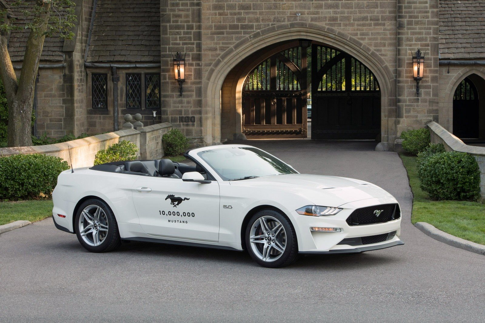 MÁQUINA DO TEMPO: FROTA HISTÓRICA DA FORD AJUDA A INSPIRAR OS CARROS DO FUTURO, foto 10
