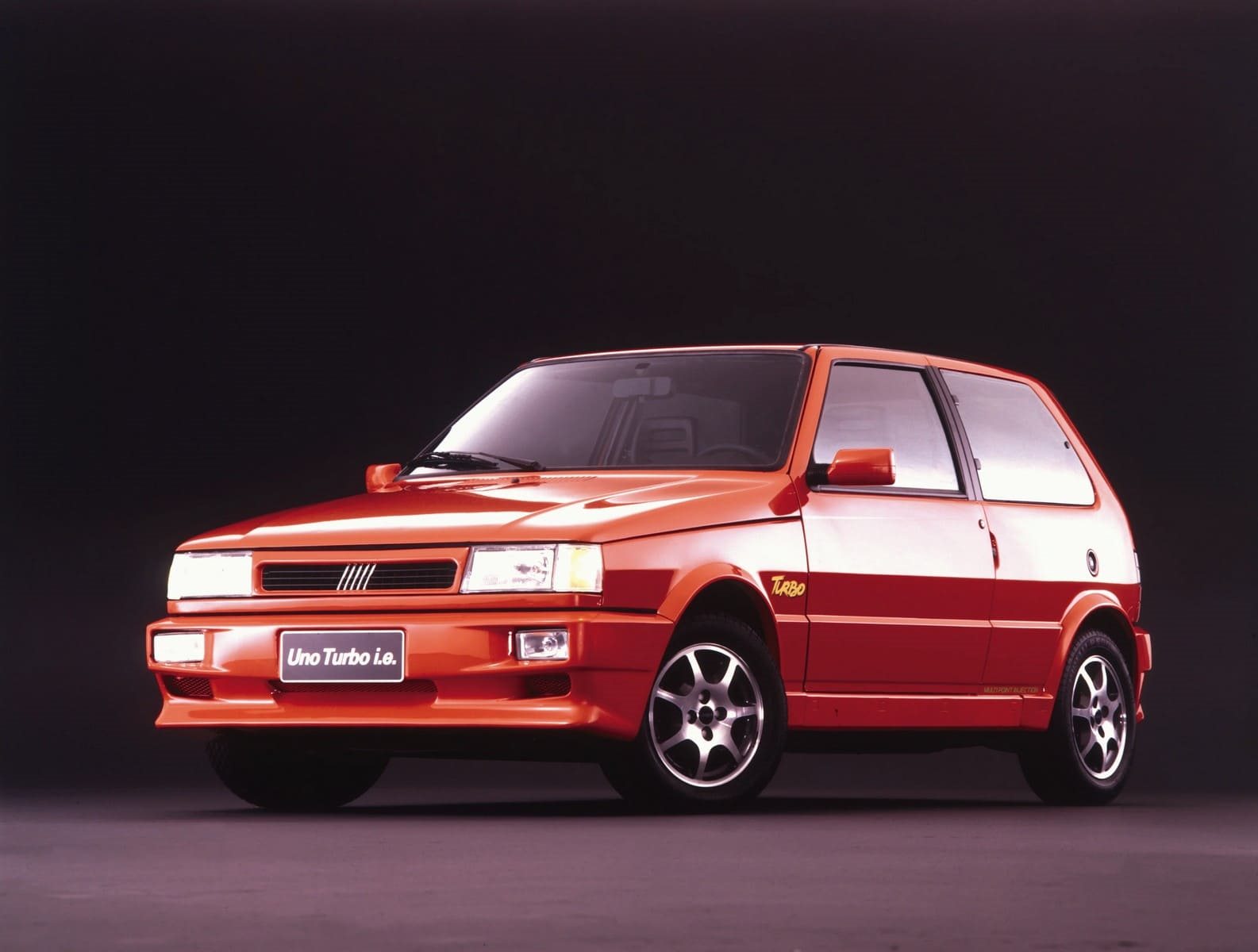 CARROS QUE MARCARAM ÉPOCA: RELEMBRE ALGUMAS SÉRIES ESPECIAIS E VERSÕES LANÇADAS PELA FIAT NOS ÚLTIMOS 50 ANOS, foto 3