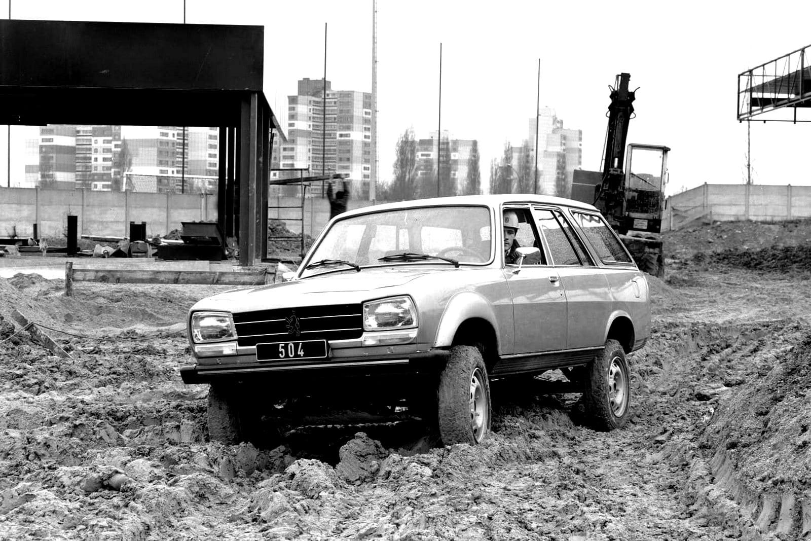 PIONEIRO NO DAKAR, O PEUGEOT 504 4X4 DANGEL FOI O PRIMEIRO MODELO DA MARCA COM TRAÇÃO TOTAL, foto 3