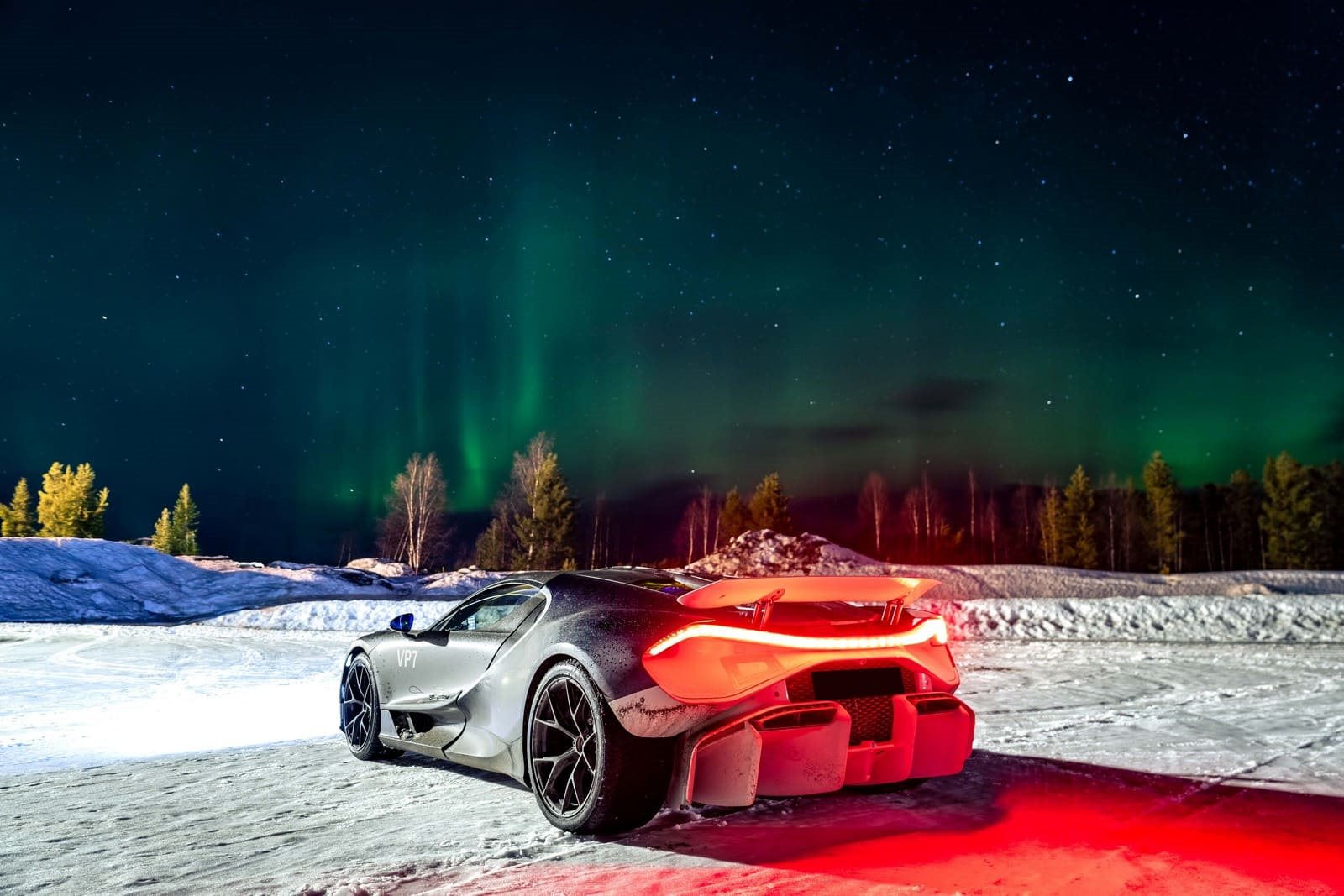 DOMINANDO O FRIO: TESTANDO O BUGATTI TOURBILLON NA SUÉCIA NEVADA, foto 11