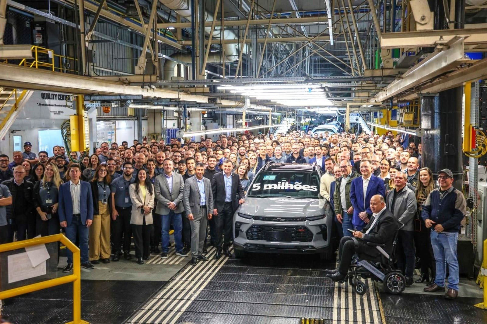 GENERAL MOTORS CELEBRA MARCO HISTÓRICO DE 5 MILHÕES DE VEÍCULOS PRODUZIDOS EM GRAVATAÍ, foto 1